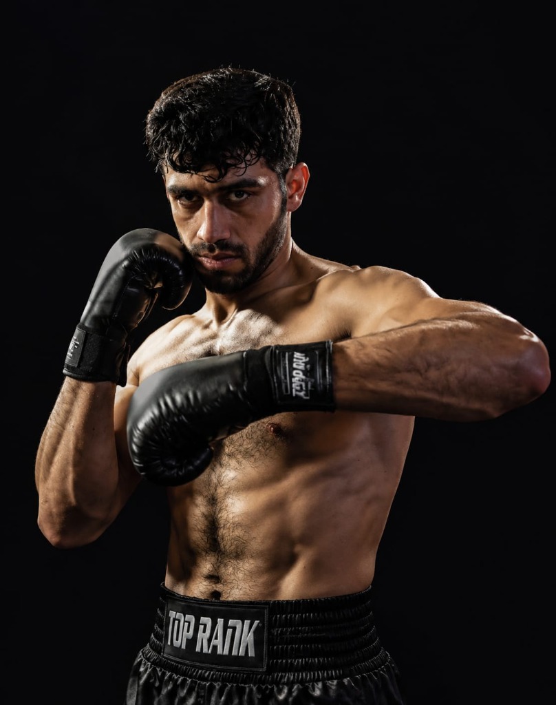 WA Boxing Contender posing in fighting stance